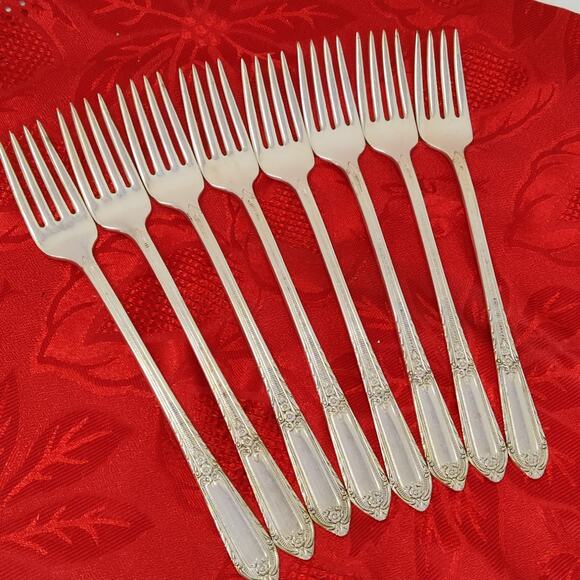 8X DF COTILLION Rogers Vintage Silverplate Flatware IS Dinner Forks - Picture 4 of 13